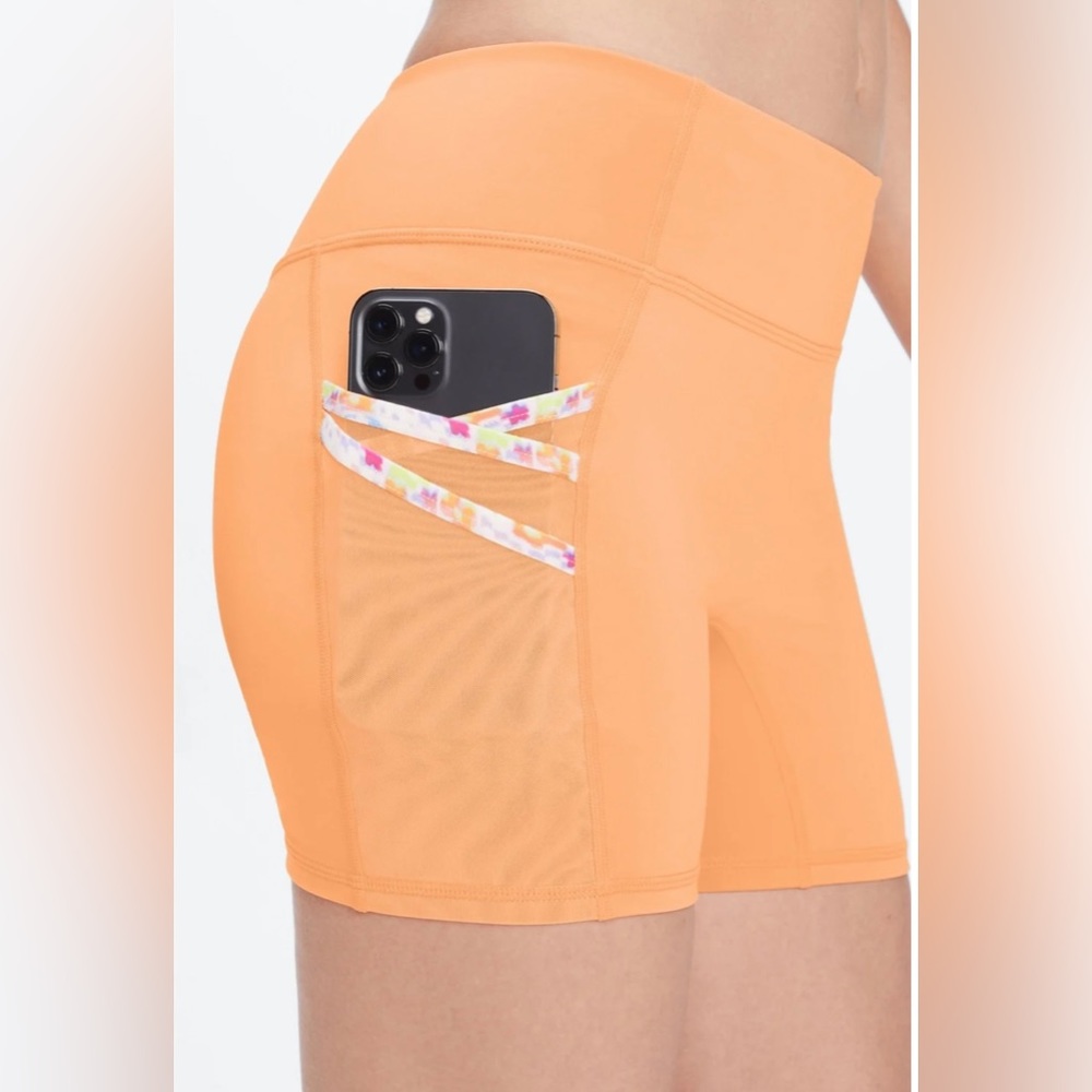 Fabletics Trinity Motion365® Mid-Rise 5'' Short